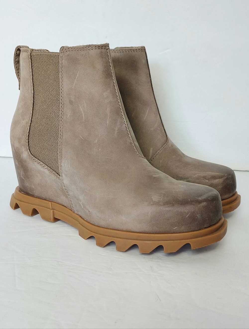 Sorel Women's Joan of Arctic Wedge III Chelsea Boots Tan Leather Size 8